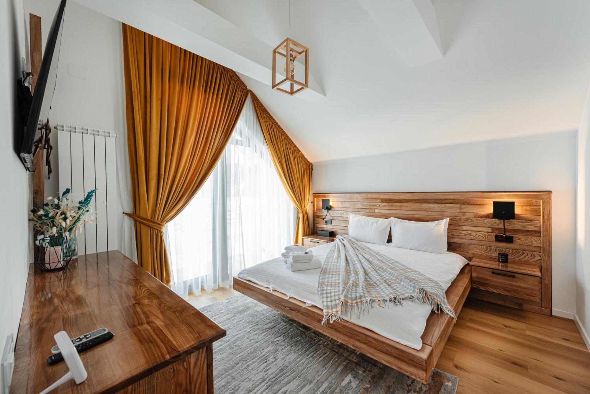 Elviu Guesthouse Lacu Rosu Exterior photo
